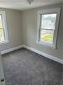 818 Saxon Avenue - Photo 6