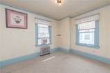 2608 Hampshire Road - Photo 18