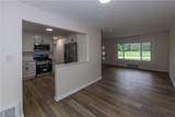 2024 Marhofer Avenue - Photo 10