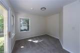 2024 Marhofer Avenue - Photo 16