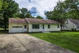 2024 Marhofer Avenue - Photo 2