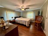 7176 Pearl Road - Photo 14