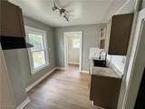3059 111th Street - Photo 4