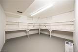 942 Pine Street - Photo 36