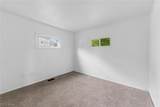 1994 Pinewood Drive - Photo 6