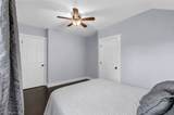 1511 Center Road - Photo 35