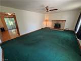 40 West - Photo 16
