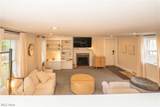 2412 University Avenue - Photo 17