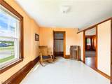 1007 Campus Drive - Photo 48