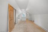13917 Emery Avenue - Photo 16