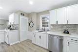 330 Inwood Boulevard - Photo 16