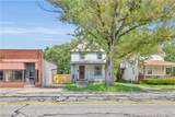 909 Lake Avenue - Photo 2