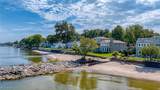 411 Gateway Boulevard - Photo 9