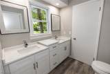 1290 Forest Hills Boulevard - Photo 13