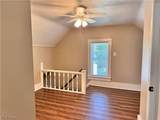 301 Bell Street - Photo 10