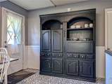 417 Douglas Street - Photo 10