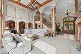 2060 Woodshire Lane - Photo 8