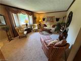 544 Stratton Avenue - Photo 2