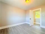 1147 Newton Street - Photo 28