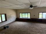 6464 Mahoning Avenue - Photo 9