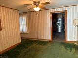 239 Oak Street - Photo 17