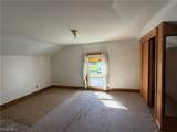 239 Oak Street - Photo 28