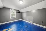 2101 Center Street - Photo 18