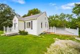 2101 Center Street - Photo 2