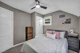 20953 Woodstock Avenue - Photo 15