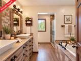 18 Manning Road - Photo 10