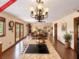 18 Manning Road - Photo 40