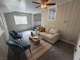 1139 Roslyn Avenue - Photo 17