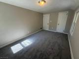 1139 Roslyn Avenue - Photo 24