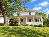107 Thompson Avenue - Photo 1
