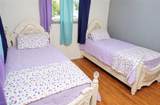 11404 Wallingford Avenue - Photo 14