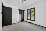 2684 Burlingham Drive - Photo 24