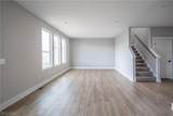 821 Colesbourne Circle - Photo 8