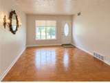 569 Hemlock Drive - Photo 2
