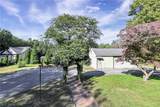 9327 Lake Shore Boulevard - Photo 17