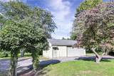 9327 Lake Shore Boulevard - Photo 9