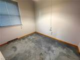 1076 Homestead - Photo 16