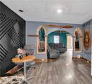 324 Marmion Avenue - Photo 8