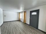 2293 Parkwood Drive - Photo 3
