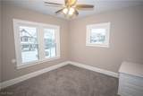 11906 Hamlen Avenue - Photo 30
