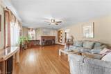 4423 Broadway Avenue - Photo 16