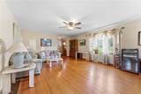 4423 Broadway Avenue - Photo 18