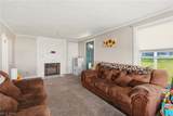 2743 Lincoln Way - Photo 18