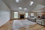 611 Pond View Circle - Photo 11