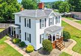 704 Pomeroy Pike - Photo 1