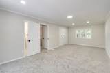 2758 Oak Street - Photo 29